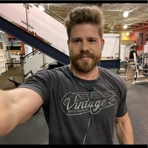 Meet your Posher, Leighton